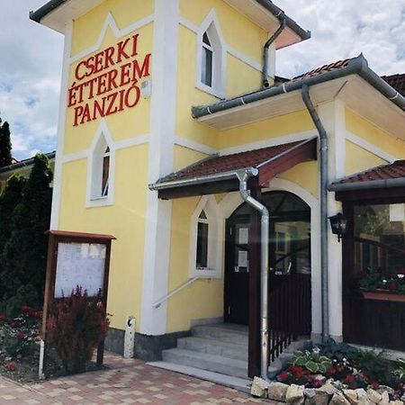 Cserki Panzio Balatonfőkajár Exteriér fotografie